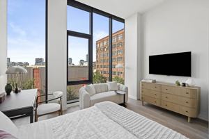 featured image of 1101 W Van Buren St #PH