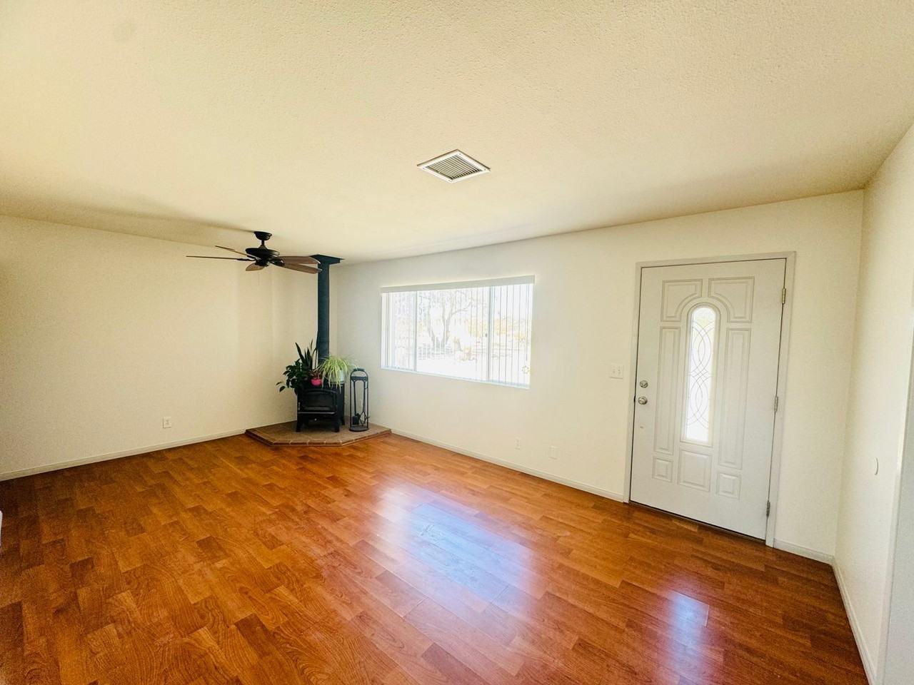 63327 Celesta St - Photo 3 of 16