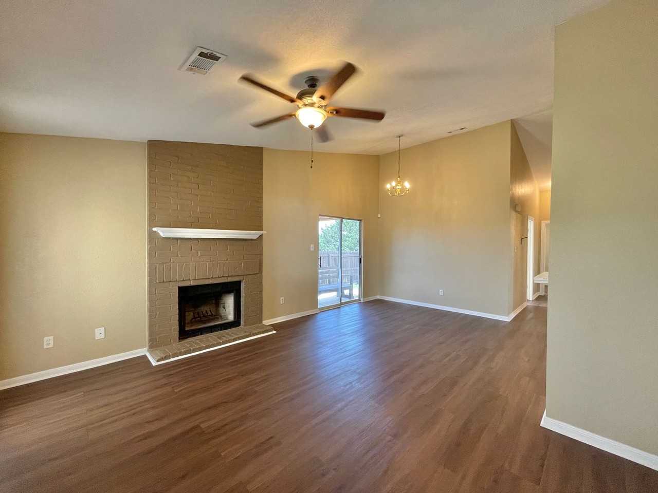 1507 Westway Dr - Photo 2 of 19