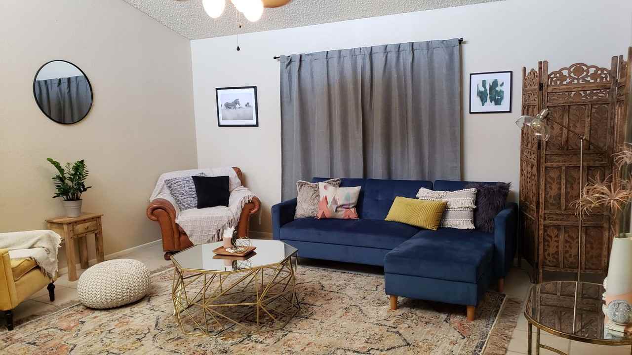 672 W 37th Pl - Photo 2 of 18