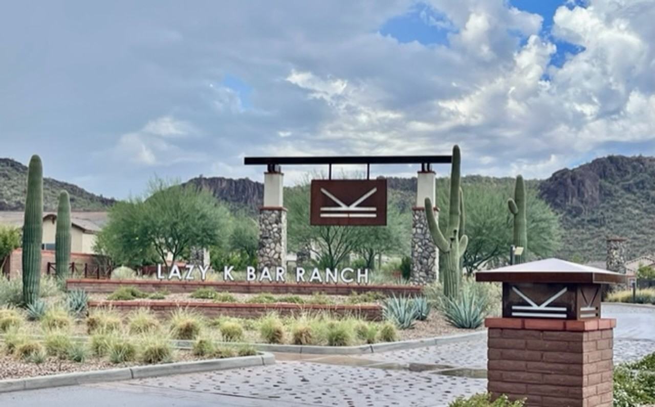 8498 N Lone Ranger Rd - Photo 2 of 27