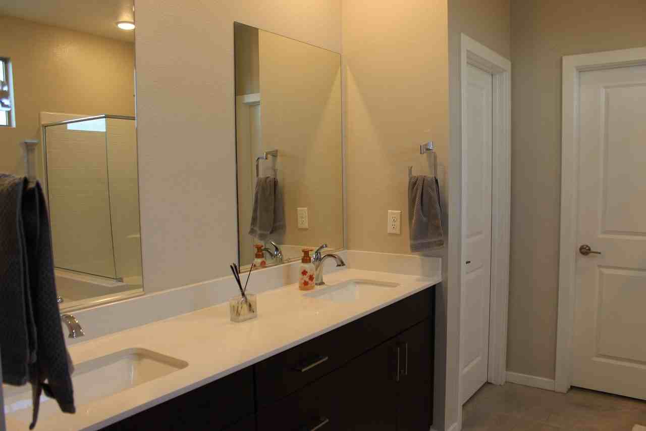 537 Ruby Mesa Ave - Photo 3 of 22