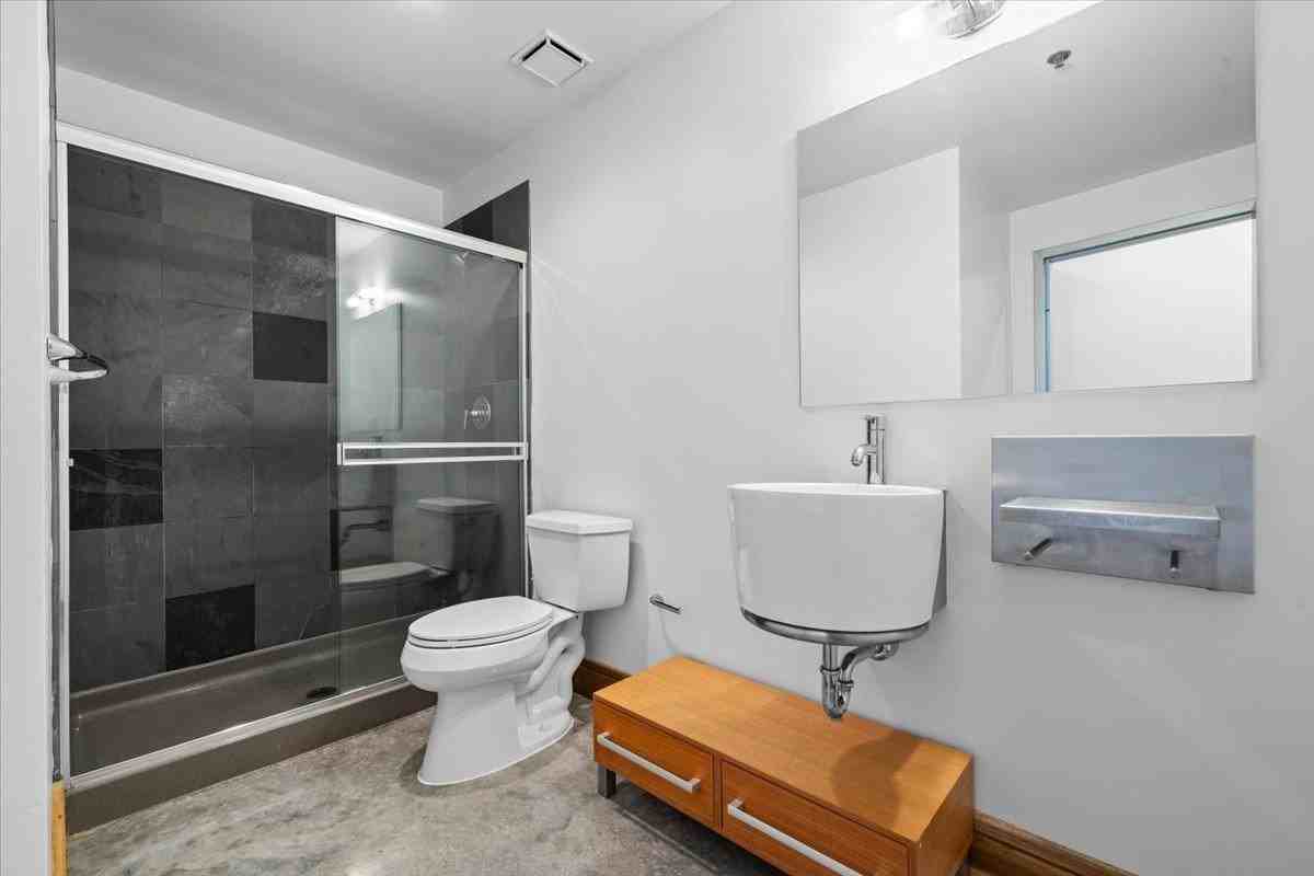 Piper Lofts at Crossroads Apartments - Photo 5 of 18