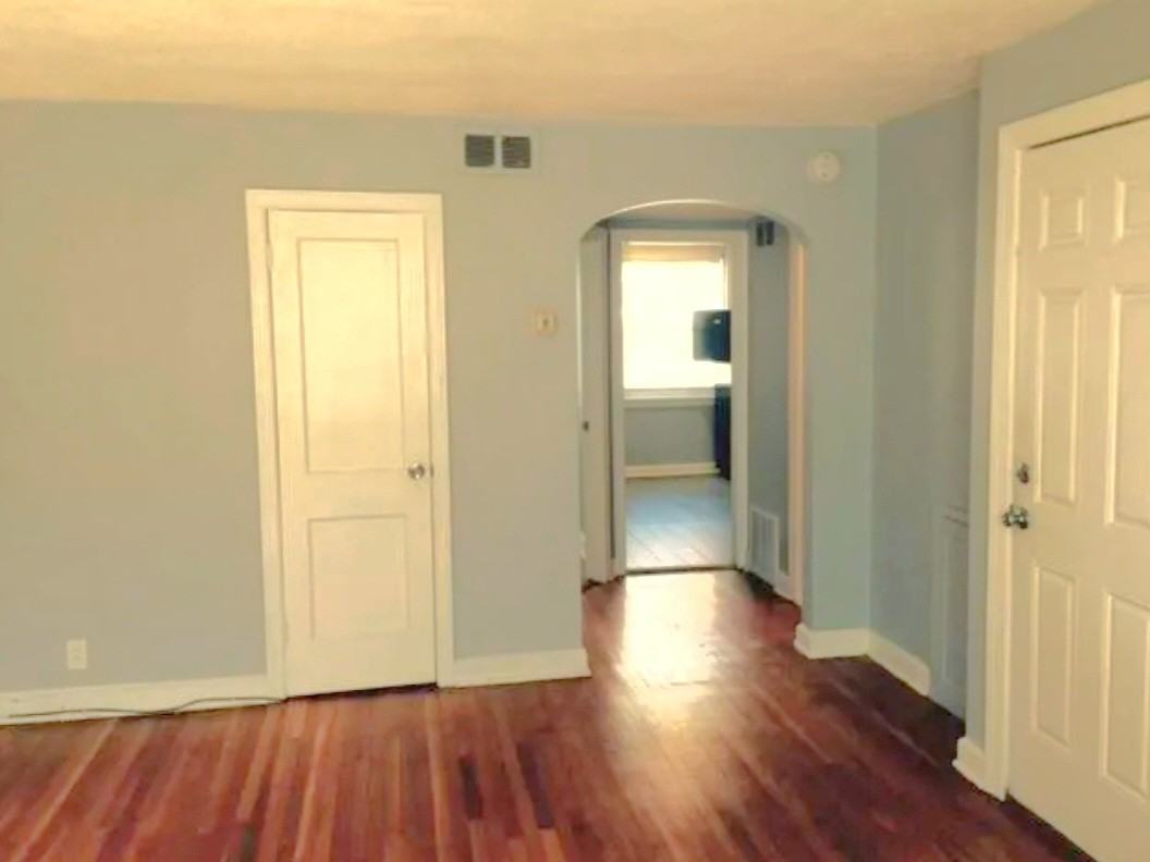 6338 Gardenia St #1 - Photo 4 of 5