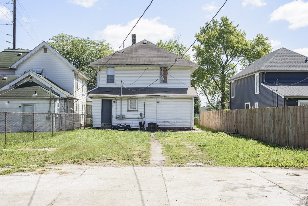 374 N Holmes Ave #374 - Photo 5 of 33