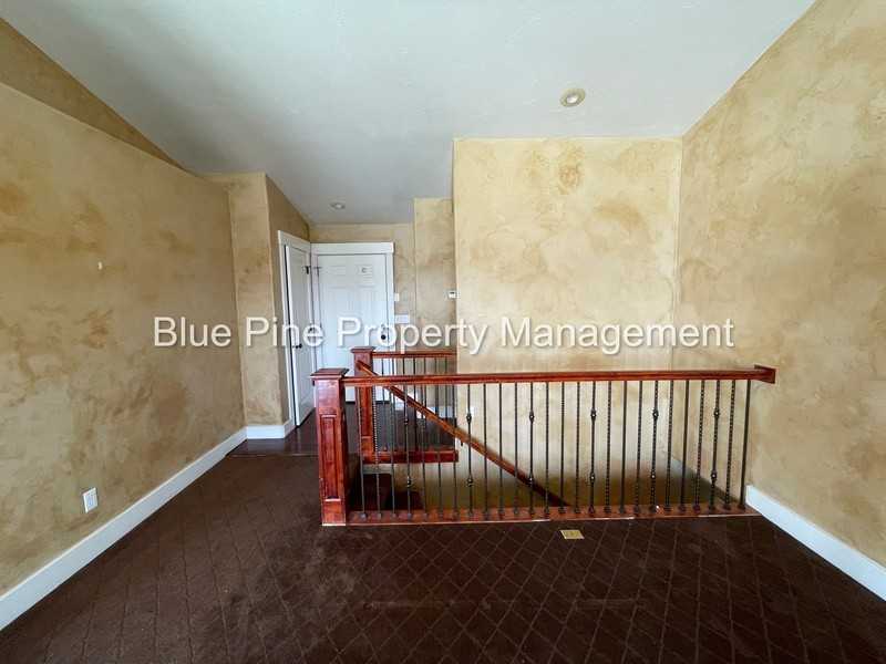 3930 E Vision Dr - Photo 5 of 25