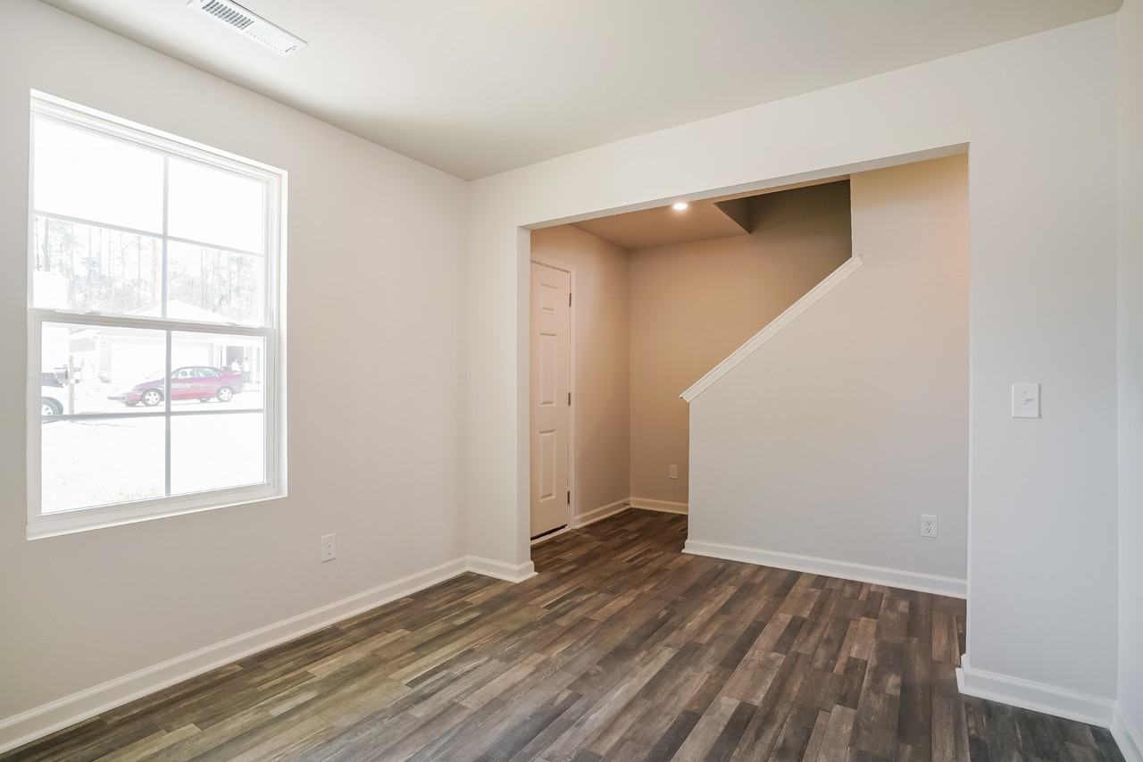 2599 Twin Leaf Ct SE - Photo 2 of 19