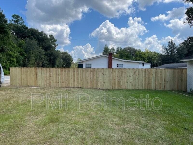 109 Keen Ave - Photo 2 of 21