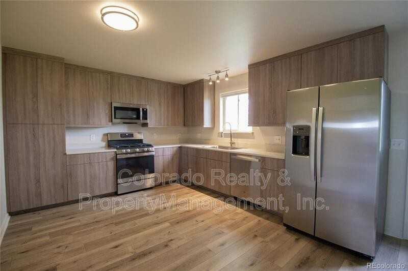 254 Harvest Dr - Photo 2 of 23