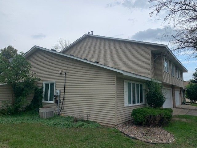 4631 1/2 Penkwe Way - Photo 2 of 12