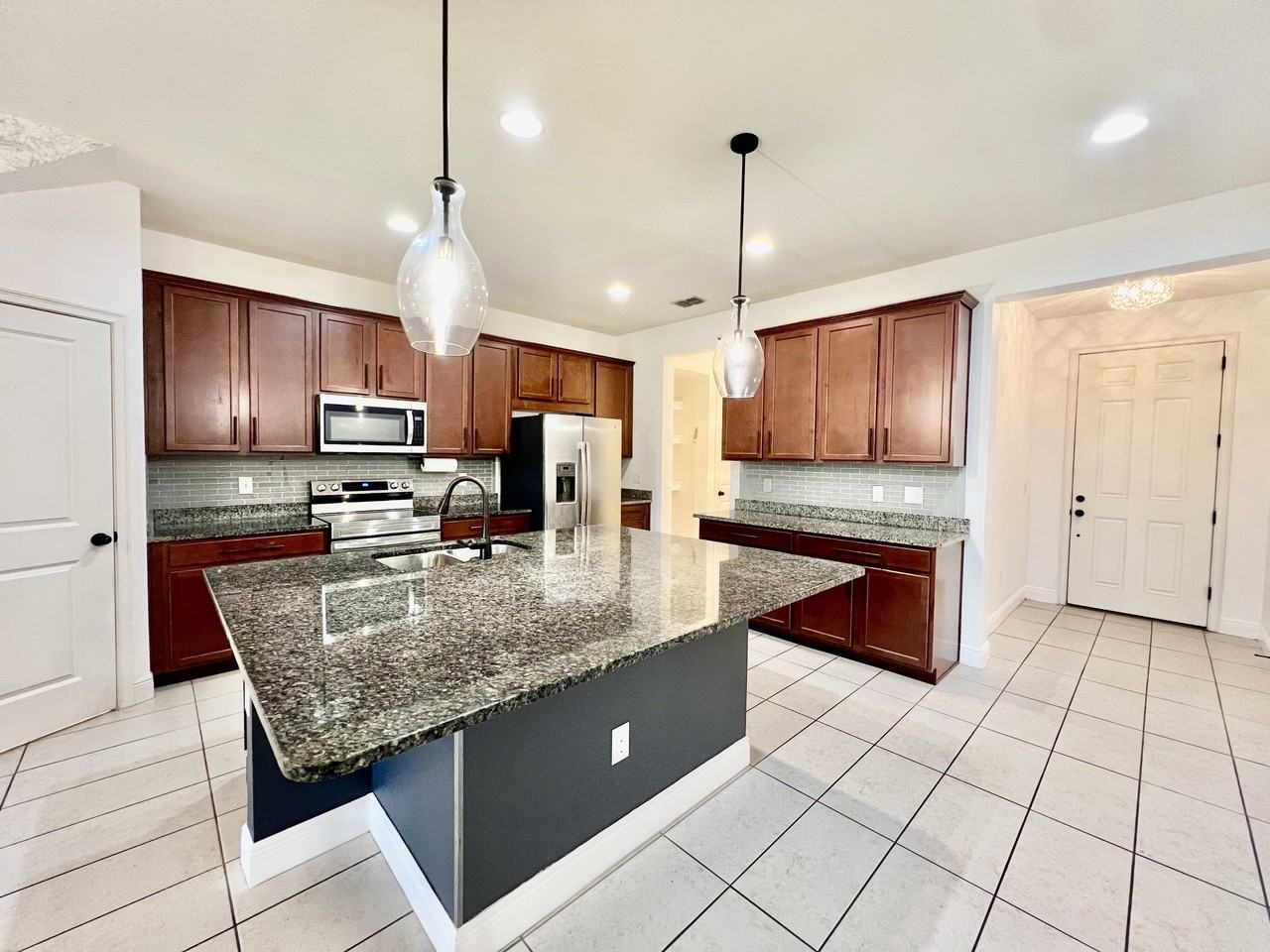 11674 Cambium Crown Dr - Photo 5 of 44