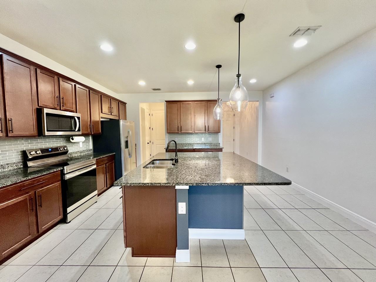 11674 Cambium Crown Dr - Photo 6 of 44