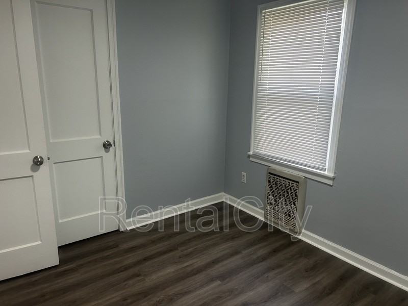 4020 Hawthorne St - Photo 3 of 13