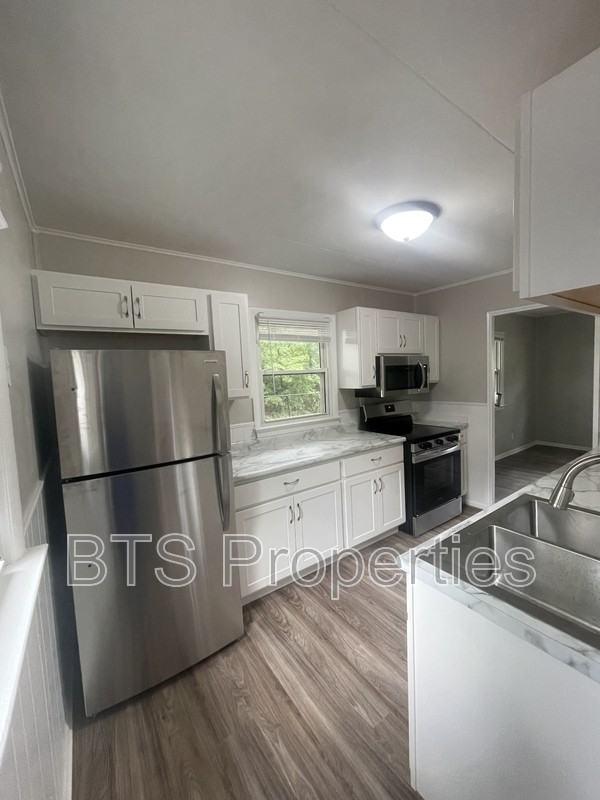 304 E Frances Ave - Photo 2 of 11