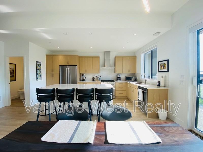 13 Predator Ridge Dr - Photo 2 of 25