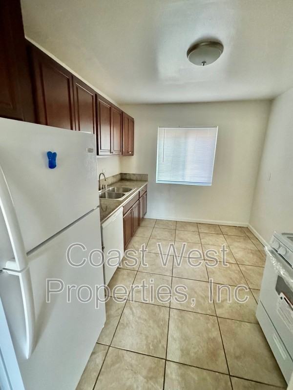 4127 Wabash Ave - Photo 6 of 14