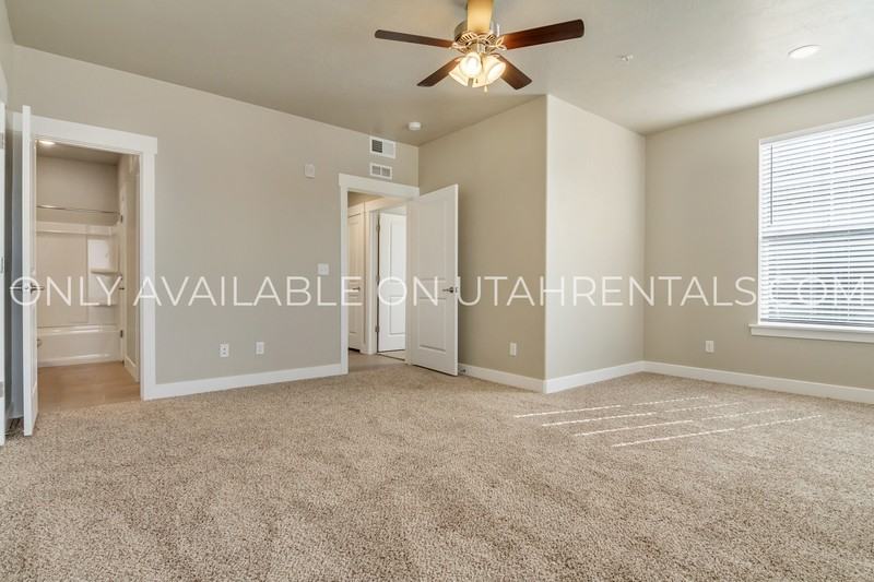 1128 Se #1102 - Photo 4 of 18