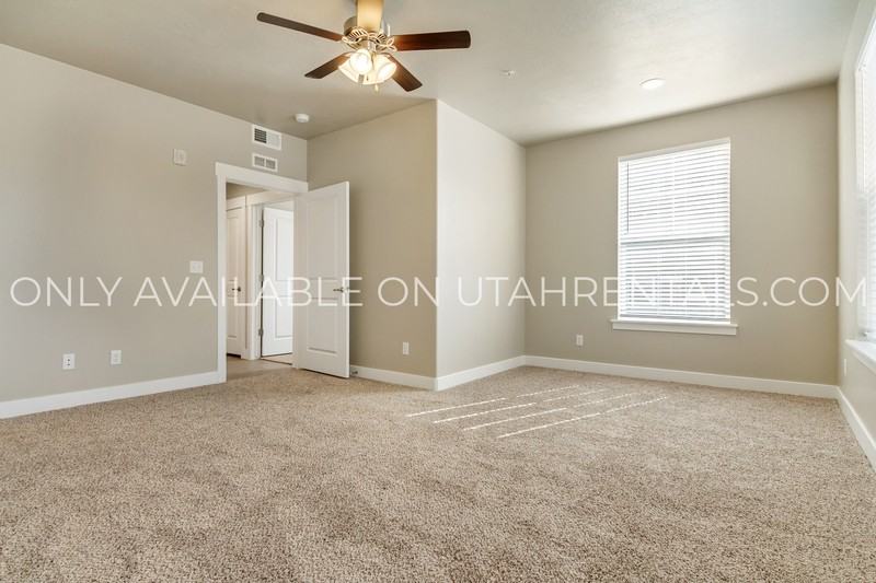 1128 Se #1102 - Photo 5 of 18