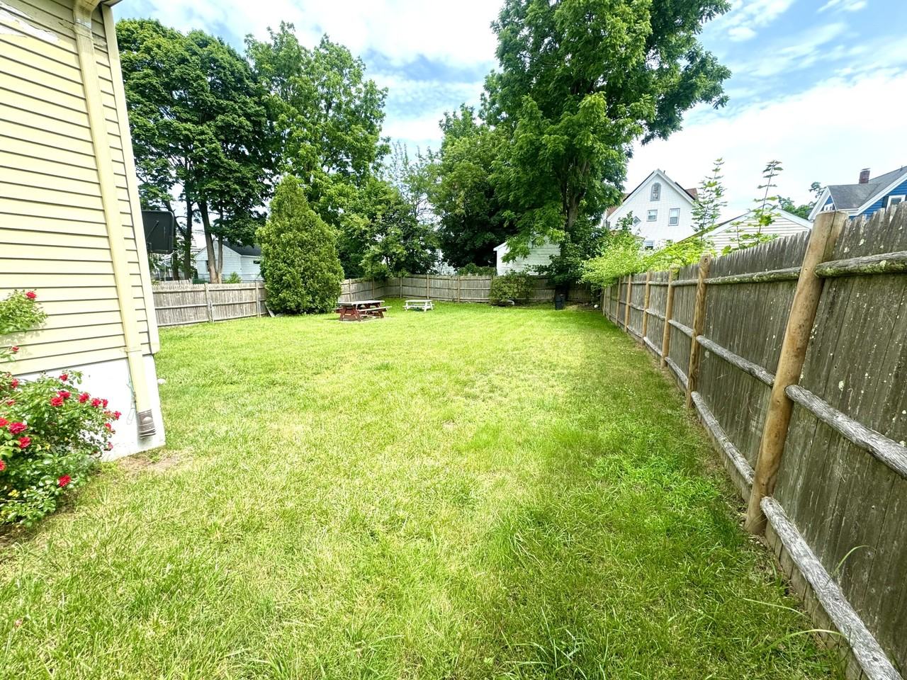 92 Packard Way - Photo 2 of 15