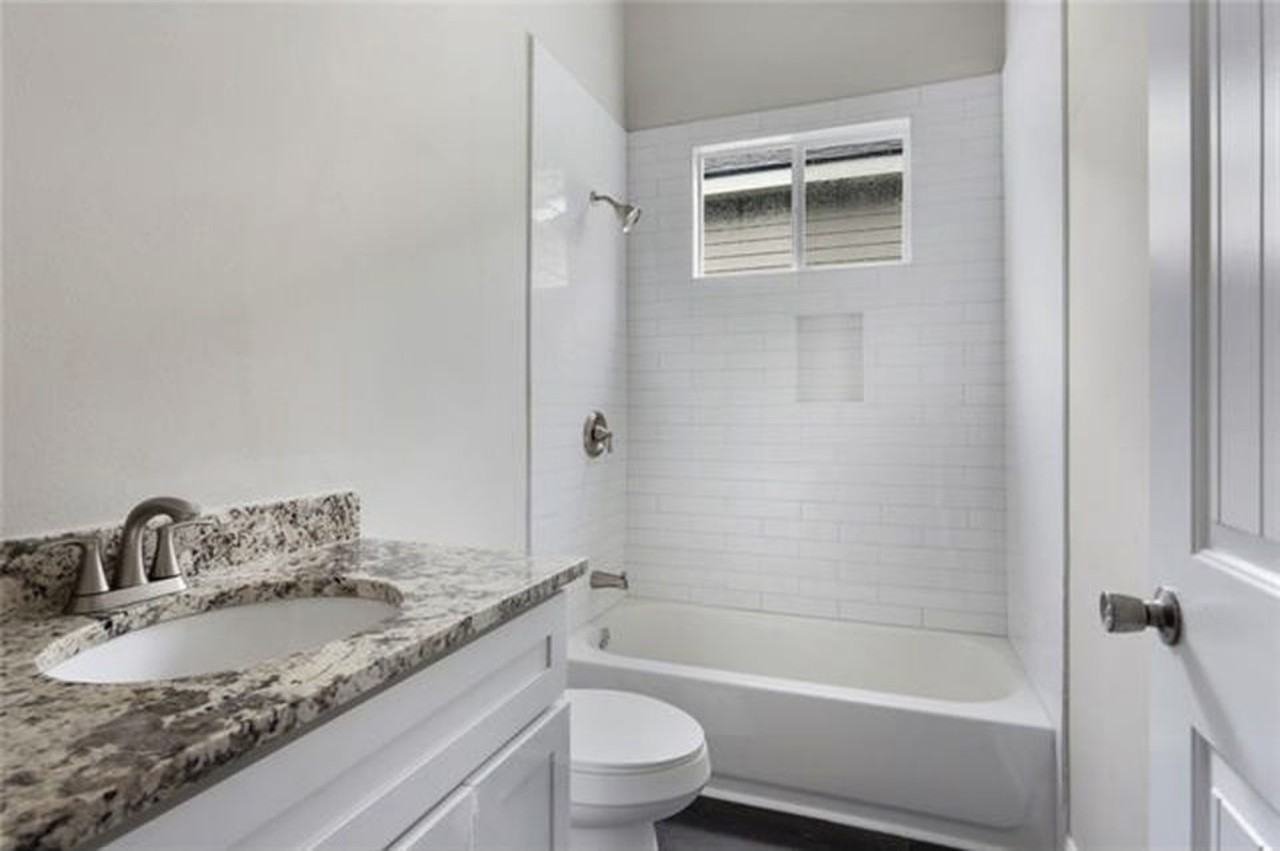 2134 Saint Roch Ave #NA - Photo 7 of 10