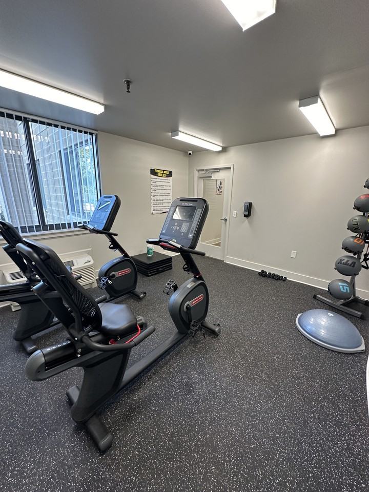 Charles Towers - Photo 4 of 11