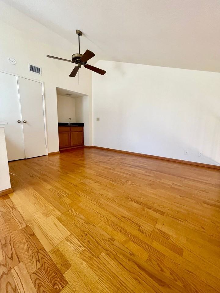11223 Cascada Way - Photo 3 of 21