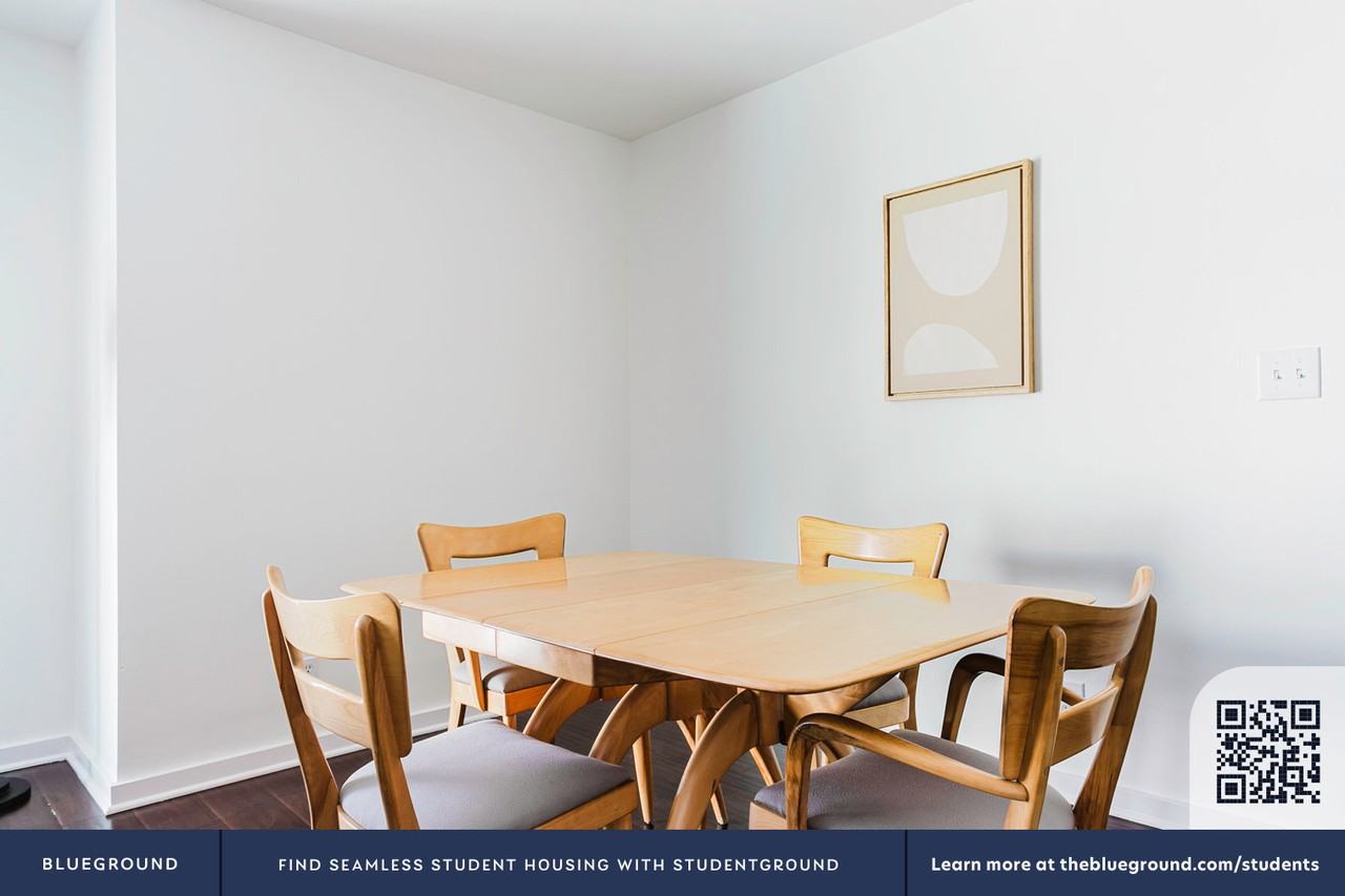 5805 West 8th Street - Photo 7 of 23