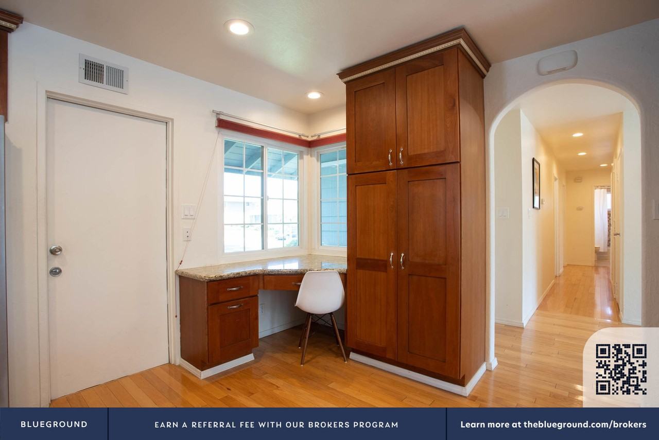 1020 Ticonderoga Dr #1520 - Photo 4 of 23