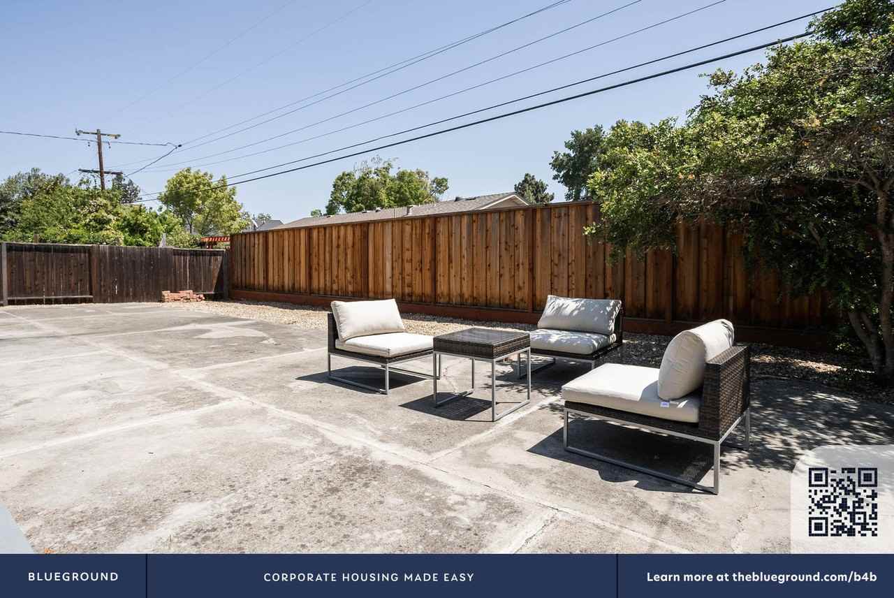 1020 Ticonderoga Dr #1520 - Photo 5 of 23