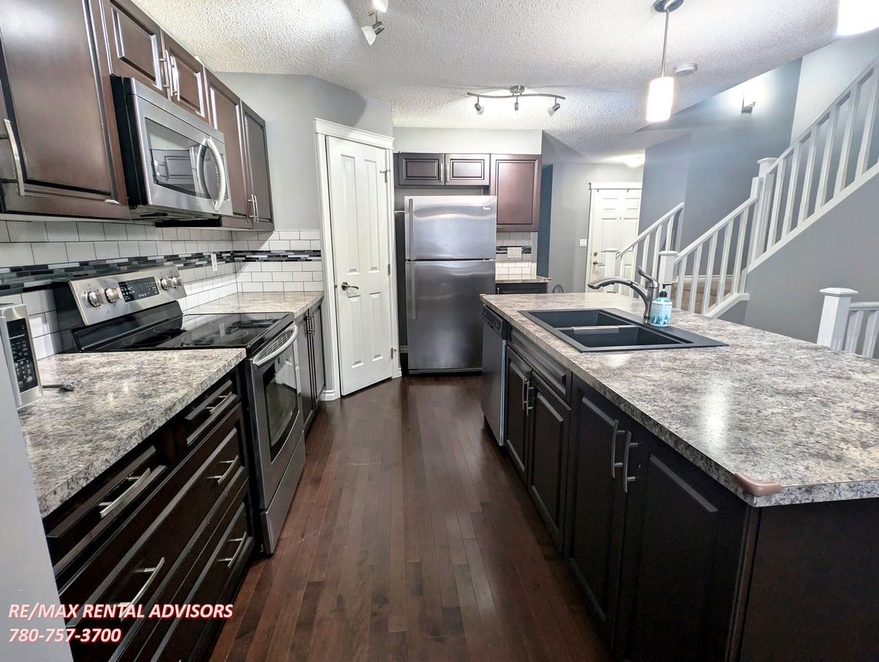 22020 98 Ave Nw - Photo 3 of 19