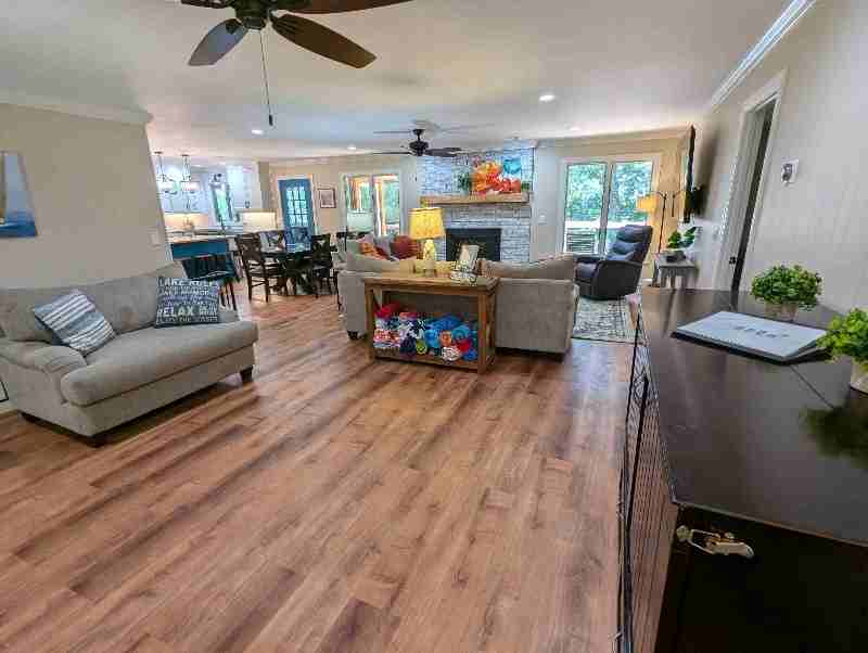 221 Stelling Dr - Photo 3 of 39