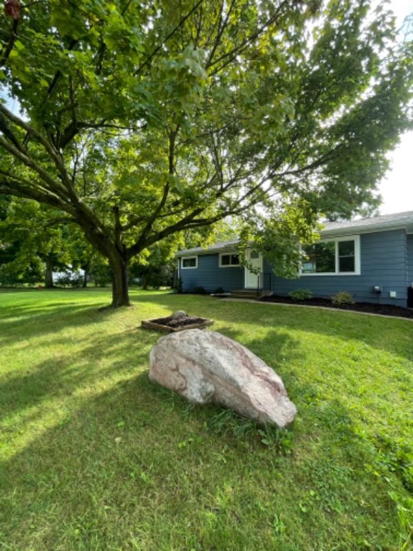 286 Schoolcraft St - Photo 2 of 21