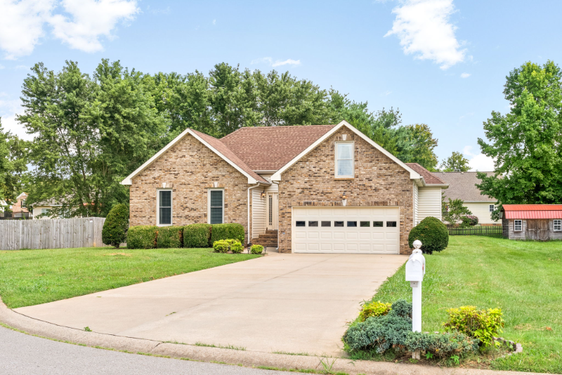 1173 Anthony Ct - Photo 2 of 20