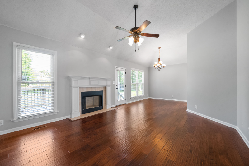 1173 Anthony Ct - Photo 3 of 20