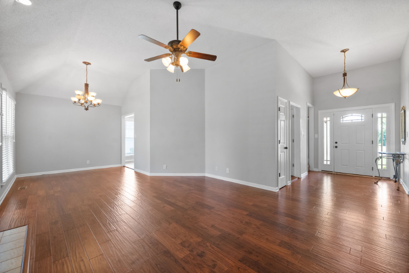 1173 Anthony Ct - Photo 4 of 20