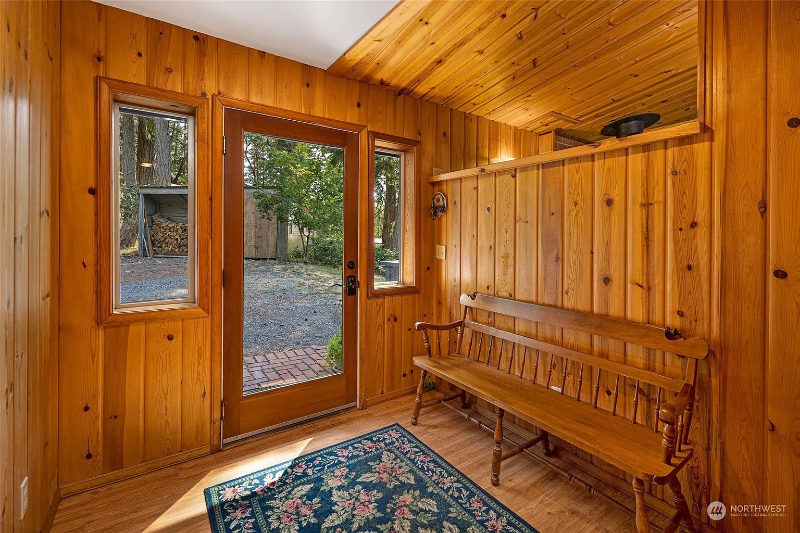 161 Forrest Dr - Photo 3 of 20