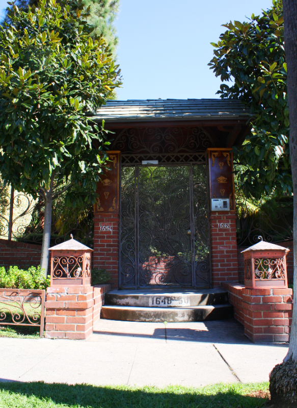 1648 N Ogden Dr #14 - Photo 3 of 12