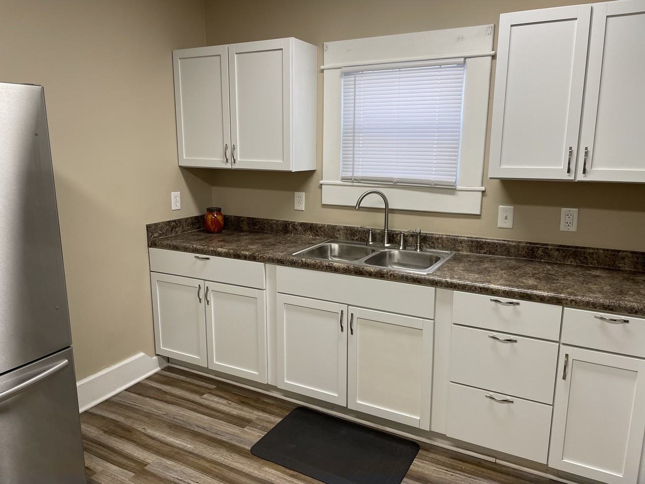 1419 North Hamilton Avenue - Photo 3 of 19