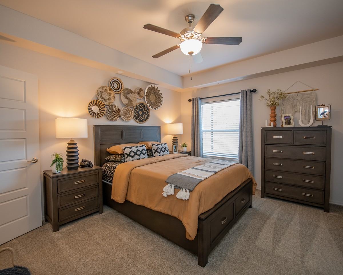 24Hundred Apartments - Photo 6 of 22