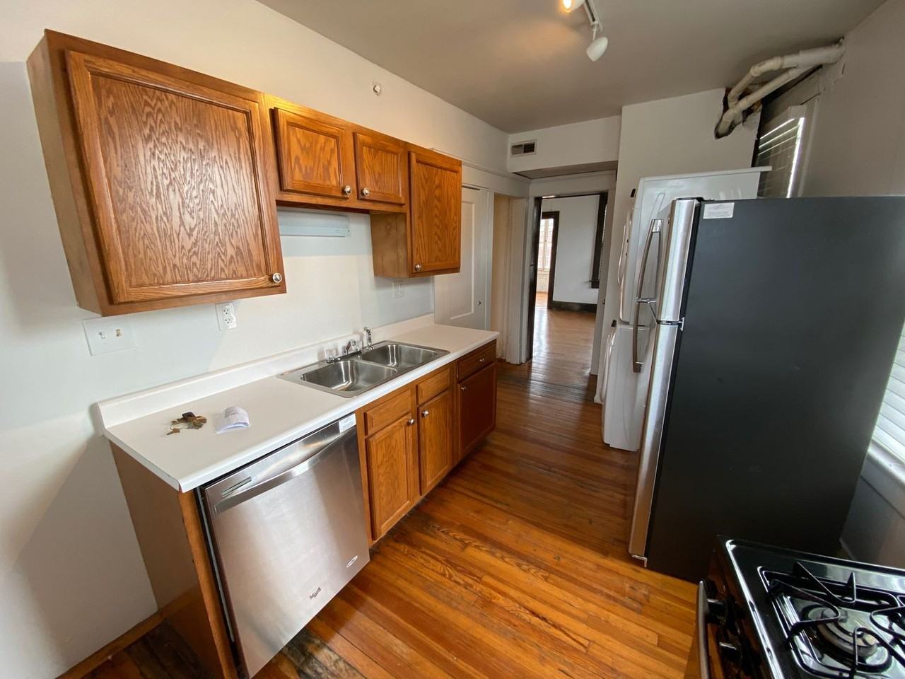 E Norwich Ave 4-16 SSR - Photo 4 of 21