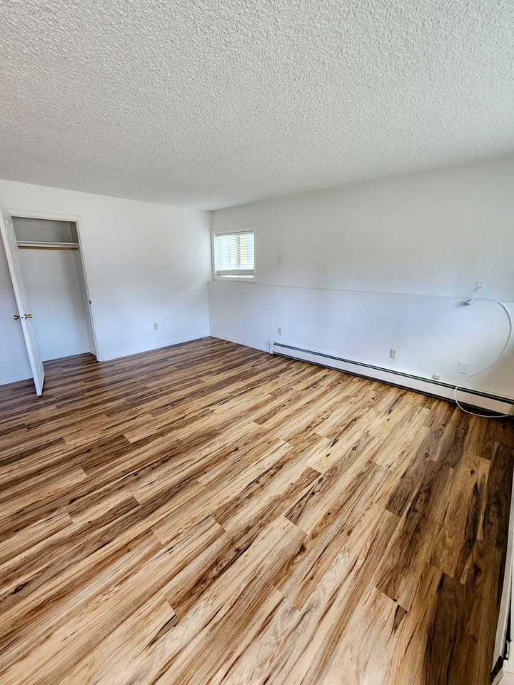 212 212 and 214 S. 20th Avenue - Photo 3 of 22