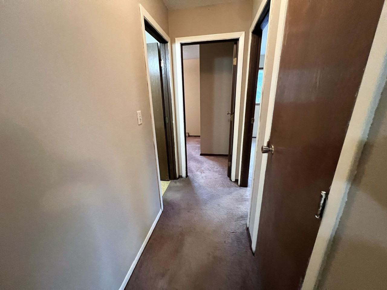 Bridgewater Units - Photo 3 of 9