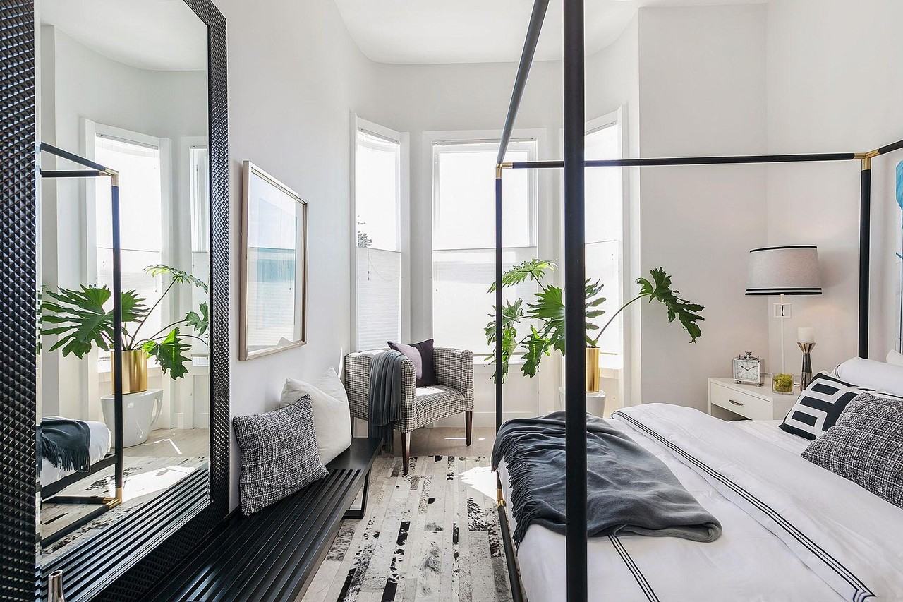 1086 S Van Ness Ave - Photo 7 of 14