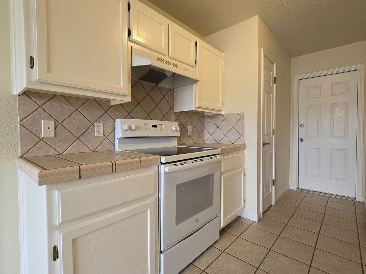 4107 Embers Drive - Photo 4 of 26