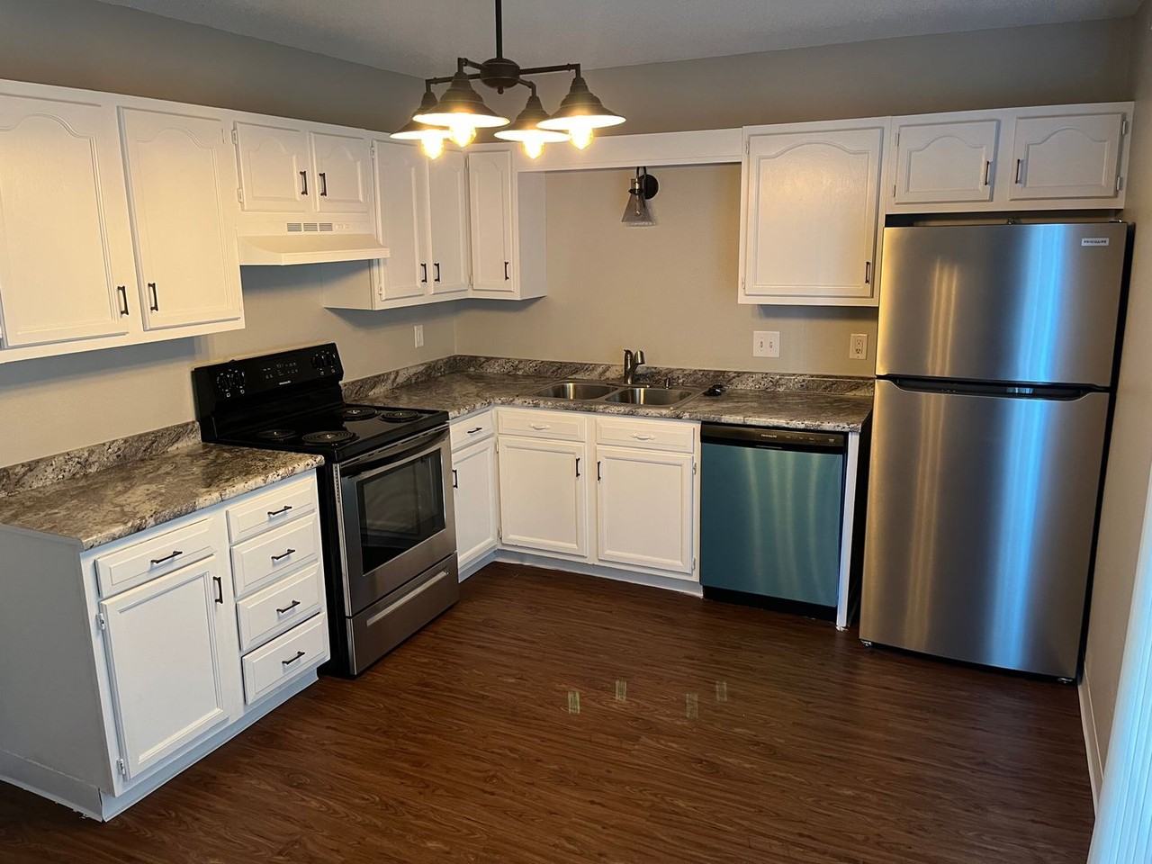 1218 34th Street - Photo 2 of 14