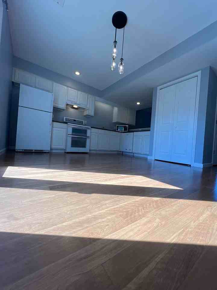 852 E Sherwood Hills Dr - Photo 3 of 17