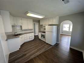 1210 Lindsey St - Photo 1 of 1