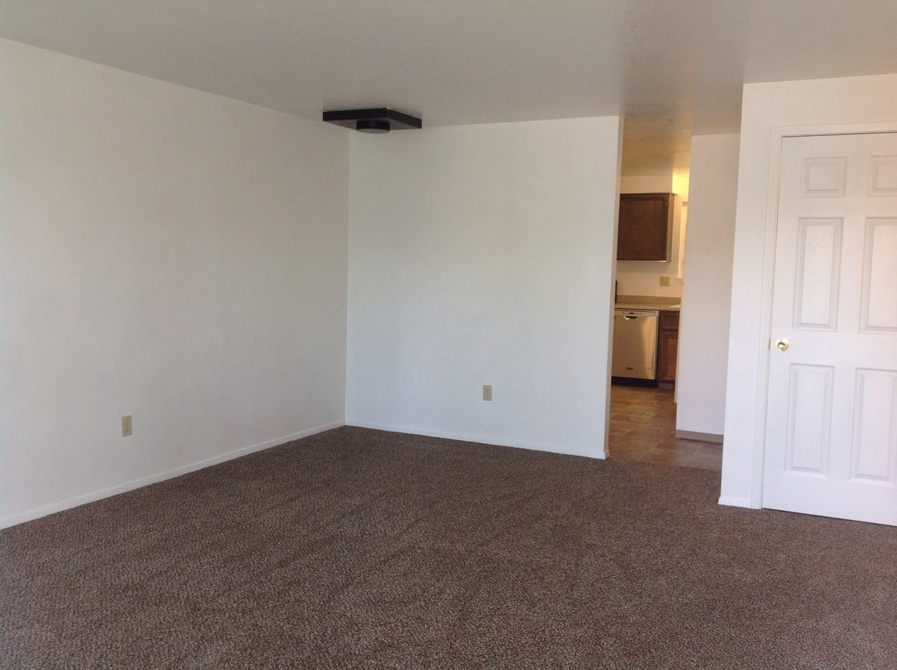 Hoff Duplex - Photo 2 of 18