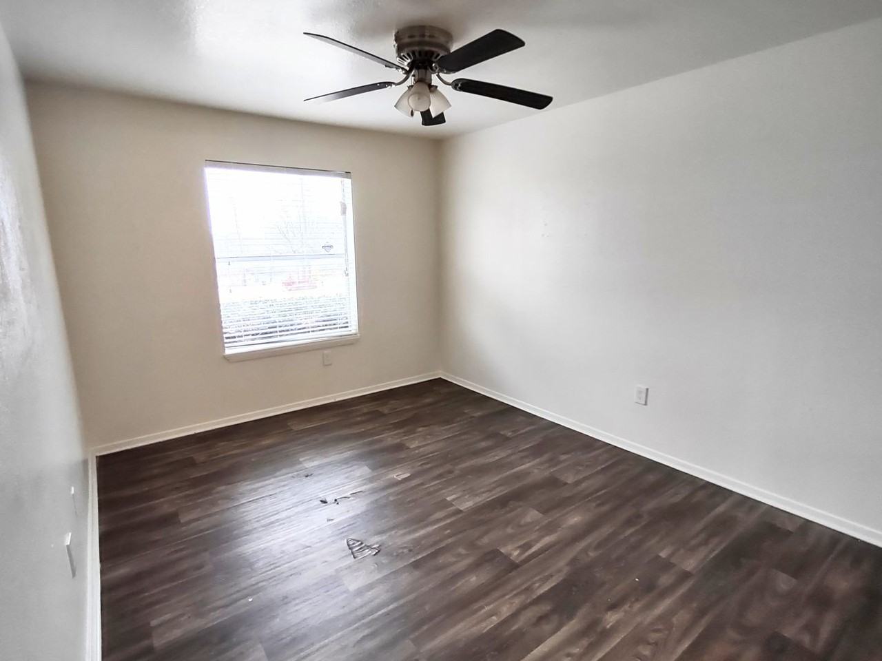 Grandview Gardens Apartments - Photo 4 of 24