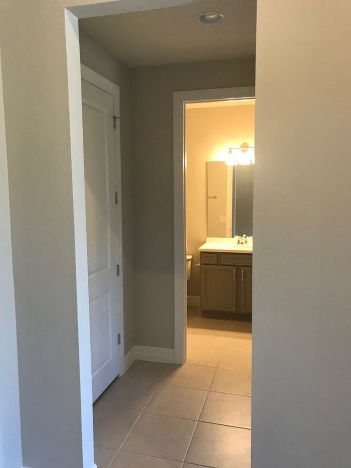 10804 Savona Way - Photo 3 of 40